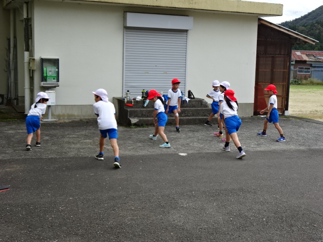 秋の体育授業の様子 | ようこそ ！ 小浜市立中名田小学校へ！
